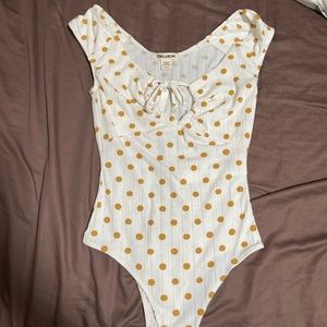 Off the shoulder key-hole bodysuit. Billabong brand